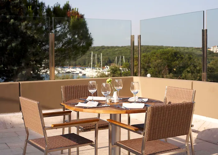 Arena Verudela 4* 풀라