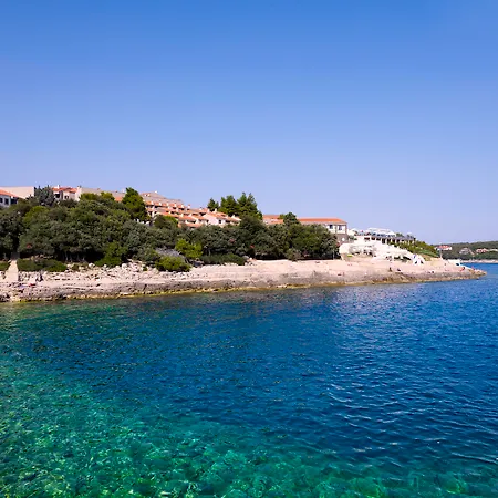 Arena Verudela Resort 4*