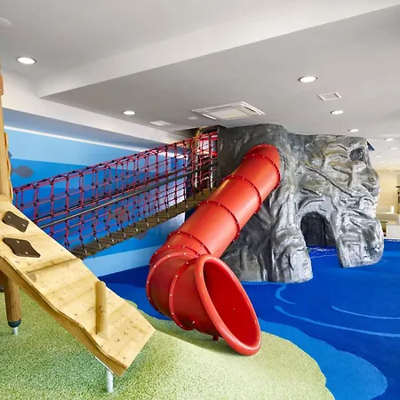 Arena Verudela Resort