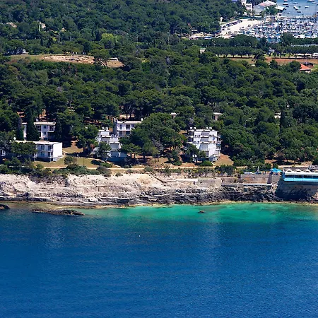 Resort Arena Verudela 4*